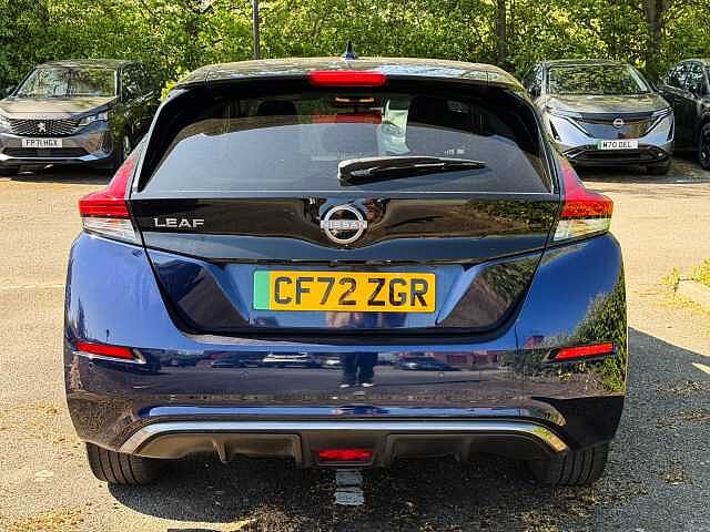 Nissan Leaf 39kWh Tekna Hatchback 5dr Electric Auto (150 ps)