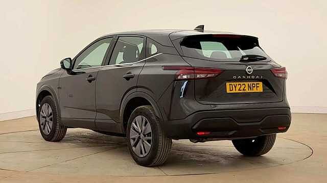 Nissan Qashqai 1.3 DIG-T MHEV Visia SUV 5dr Petrol Hybrid Manual Euro 6 (s/s) (140 ps)